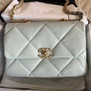 CHANEL Lambskin Quilted Medium Chanel 19 Flap Light Blue